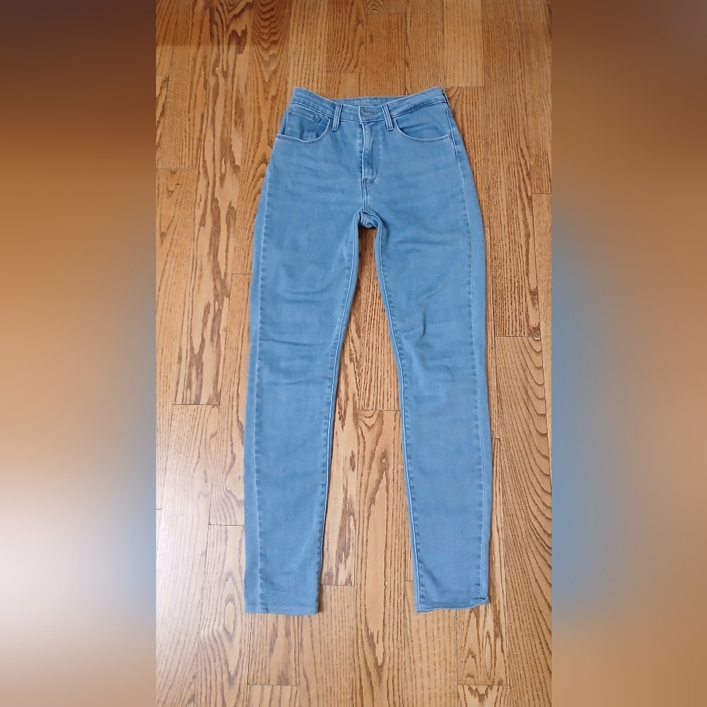 Blue High-Waisted Jeans